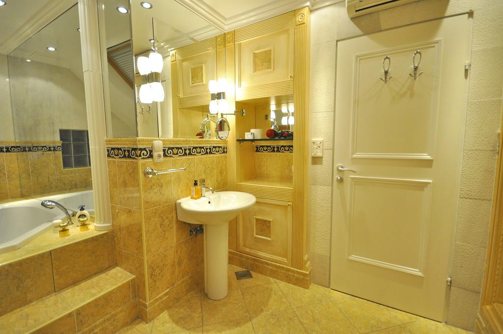 Villa Marjan - 3 Bdr, 3 Bath, Parking Split Exterior foto